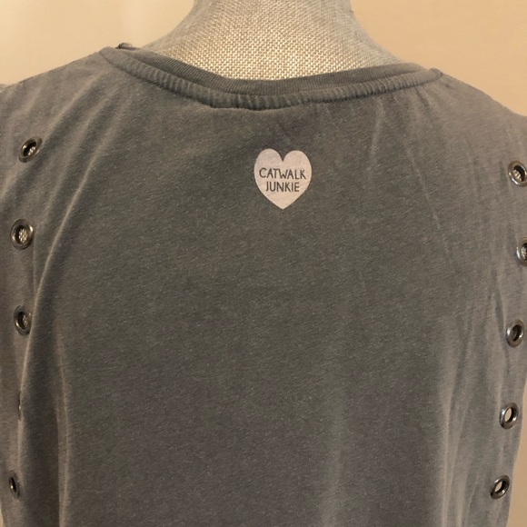 Catwalk Junkie Top - Picture 4 of 5